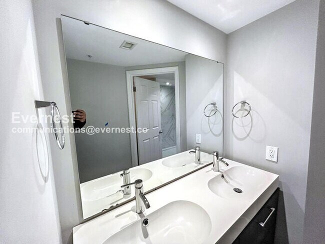 Building Photo - 199 14th St NE