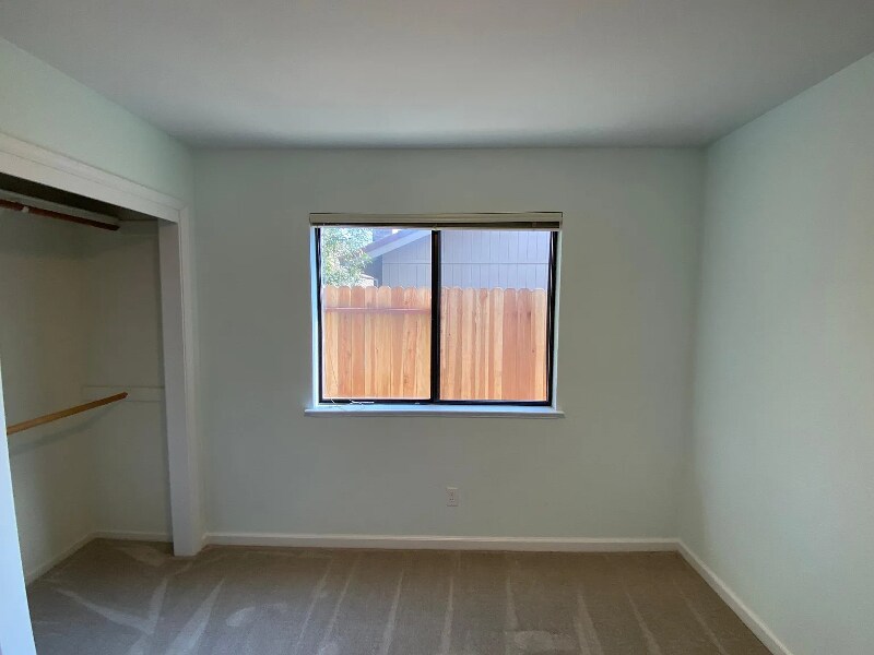 Building Photo - 2949 Paragon Way