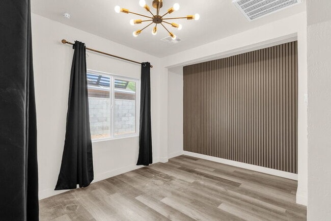 Building Photo - BRAND NEW EVERYTHING IN UPTOWN/BILTMORE AREA