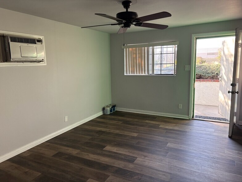 Building Photo - 7957 Church Ave