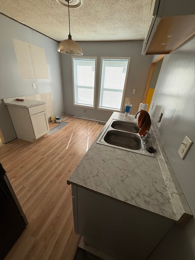 Building Photo - 3011 Myrtle Ave