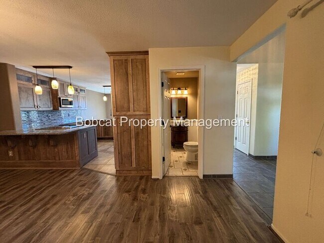 Building Photo - 3062 Doubletree Ln