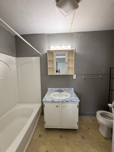 Building Photo - 227 8th St S