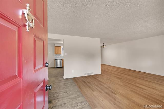 Building Photo - 2112 Spencer St