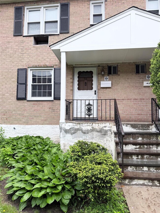 Building Photo - 130 Glenwood Ave