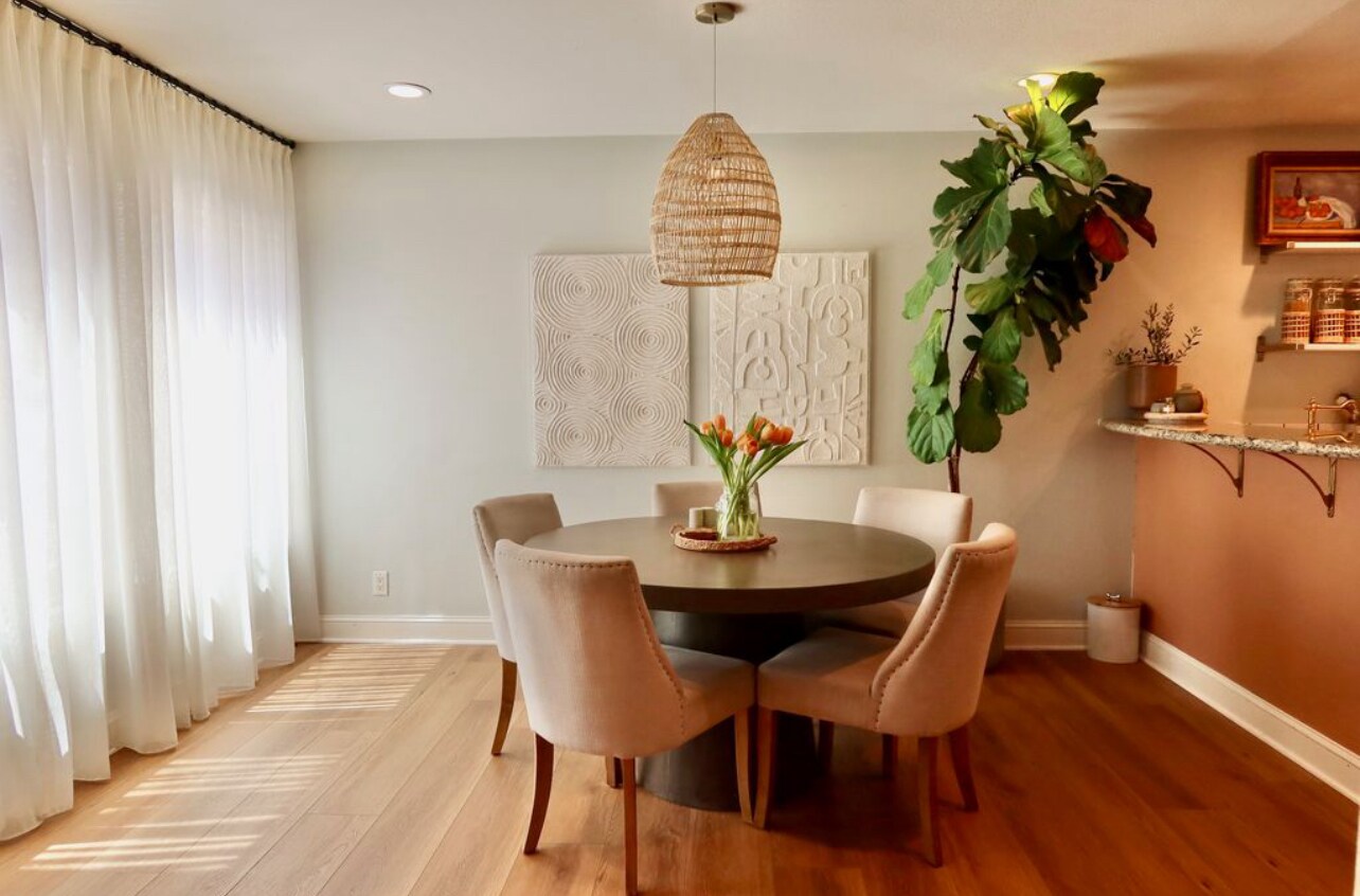Building Photo - 919 Via Colinas