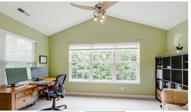 Building Photo - 4726 Twin Hickory Lake Dr