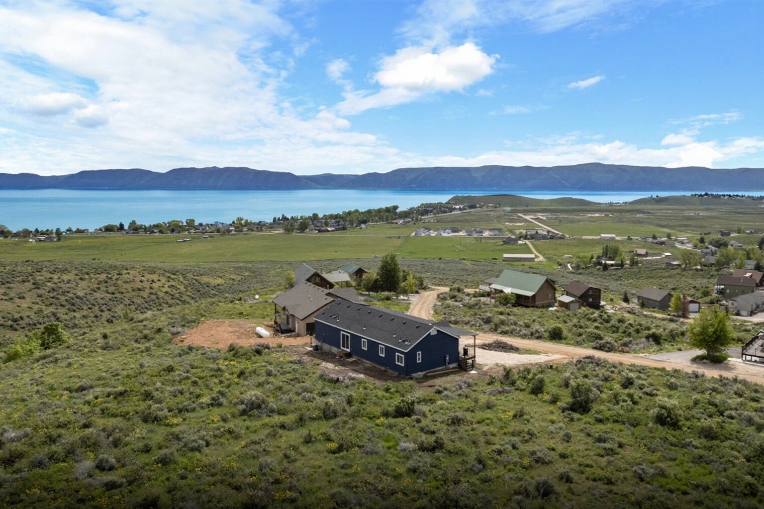 Building Photo - 421 Bluegrass Way