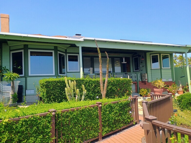 Building Photo - 1217 W Paseo del Mar