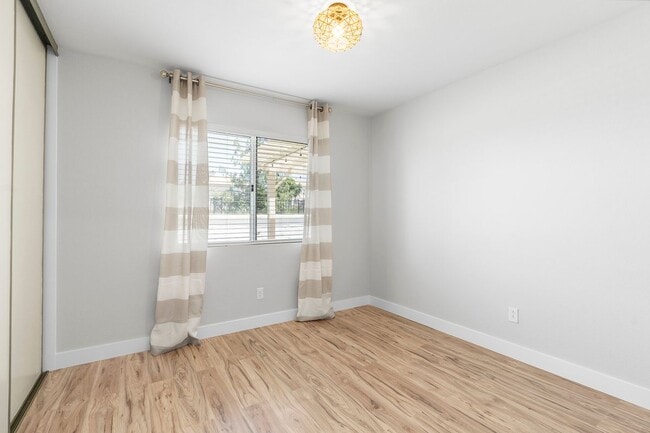 Building Photo - 44884 Marge Pl