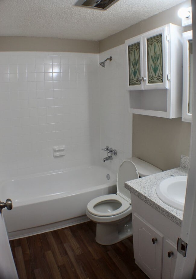 Building Photo - Spacious, Secure Living Normandy Apartments