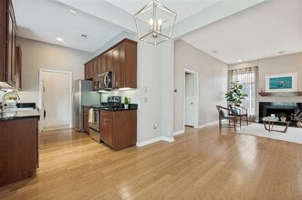 Building Photo - 4031 Holland Ave