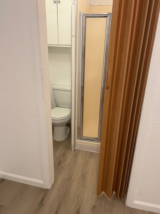Building Photo - 1-Bedroom, 1-Bath Home – Fully Fenced with...