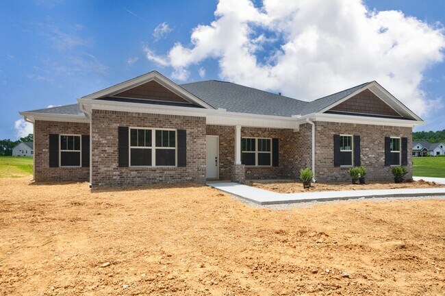 Building Photo - 4 Bedroom, 2 Bath