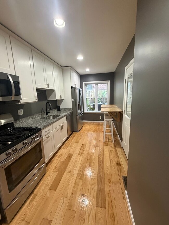 Building Photo - New Price!  Fed Hill Luxury Townhome  ROOFTOP DECKS!