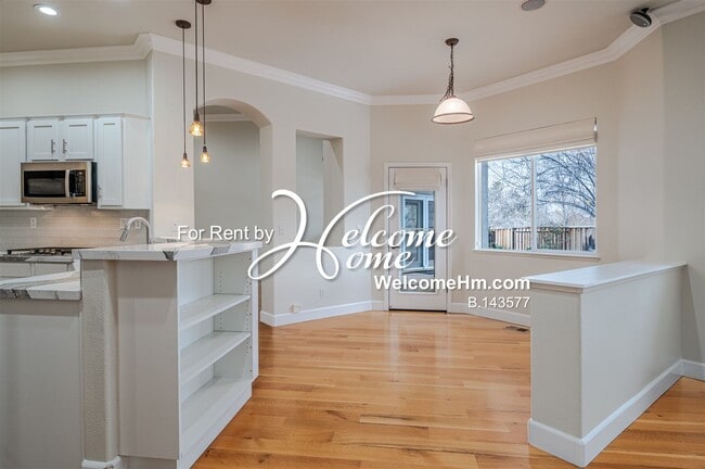 Building Photo - 1879 Rolling Brook Ct