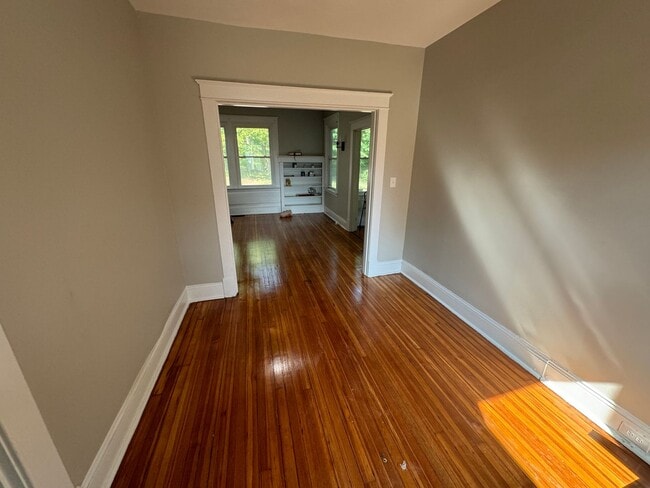 Building Photo - 2419 Terrell Pl