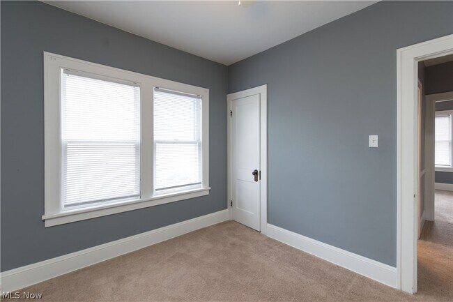 Building Photo - 2169 Olive Ave