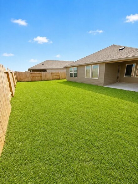Building Photo - 8210 Blackwell Cv Dr