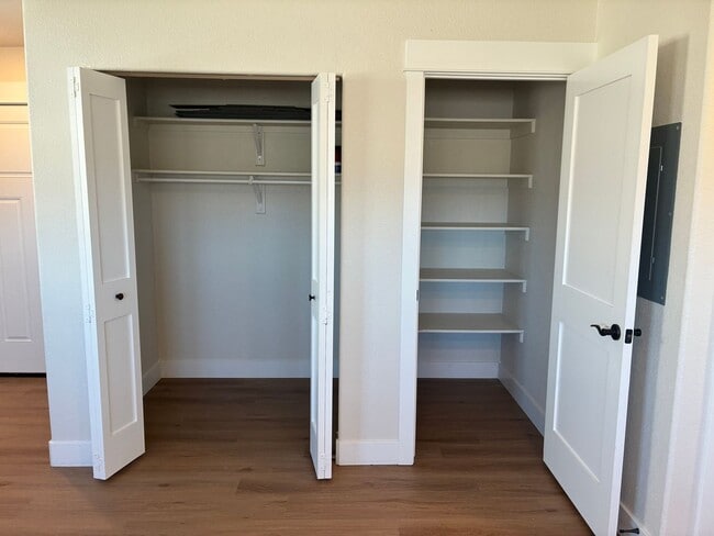 Building Photo - 2837 Urban Pl