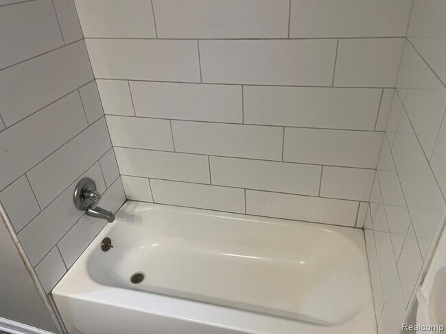 Building Photo - 19803 Santa Rosa Dr