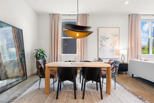 Building Photo - 625 N Tyler St