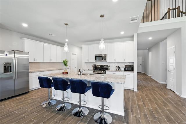 Building Photo - 206 Peckham Dr