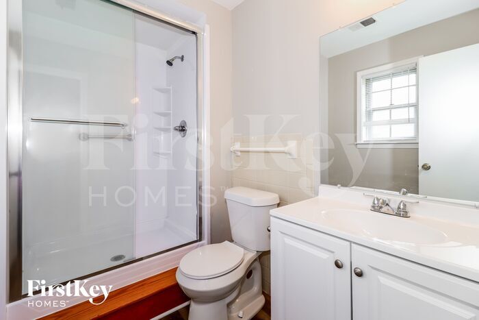 Building Photo - 6229 Skyview Cir