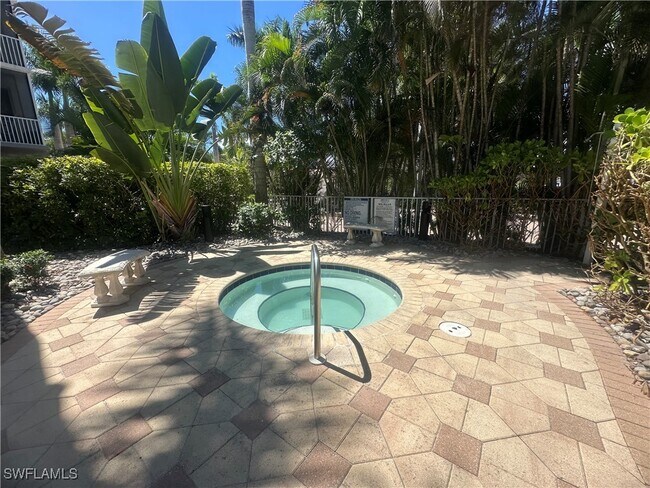 Building Photo - 400 Flagship Dr