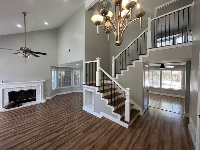 Building Photo - 1643 Derby Ct