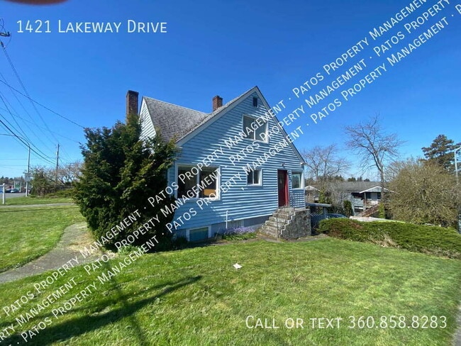 Building Photo - 1421 Lakeway Dr