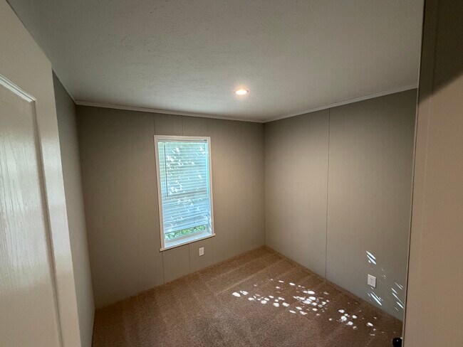 Building Photo - 3518 Sally Mae Terrace