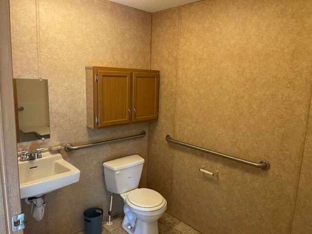 Building Photo - 6503 E Amarillo Blvd