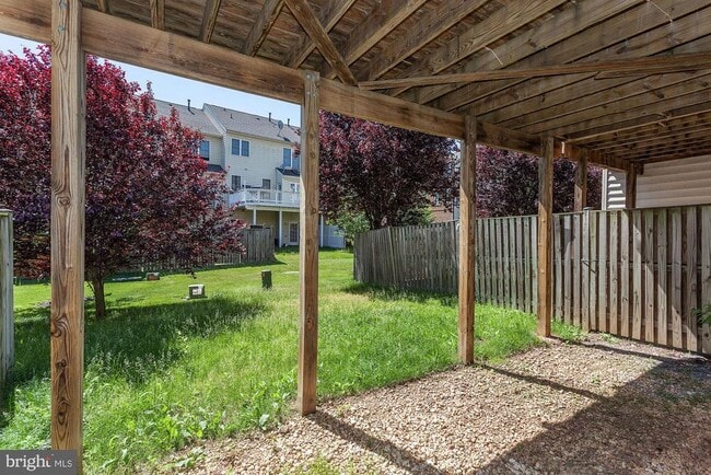 Building Photo - 22616 Welborne Manor Square