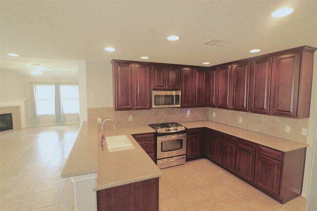 Building Photo - 7202 Toad Hollow