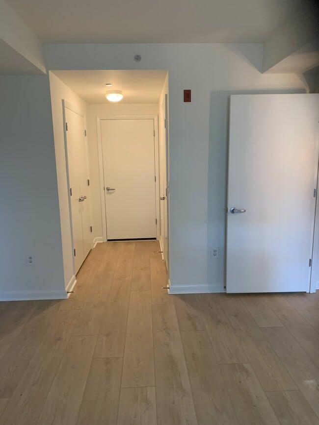 Building Photo - 350 G St SW