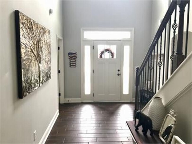 Building Photo - Carolina Lakes Gated Community!!