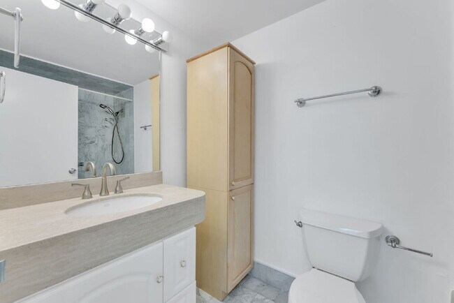 Building Photo - UTILITIES INCLUDED | Low Move-In | 1-Bedroom in Coral Gables w/ Parking