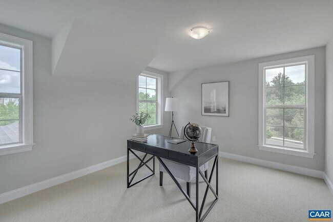 Building Photo - Upscale living in this beautiful model home in Old Trail - 4BR, 3.5 Ba