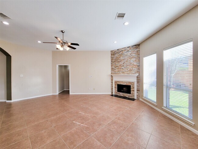 Building Photo - 9514 Garnet Falls Ln