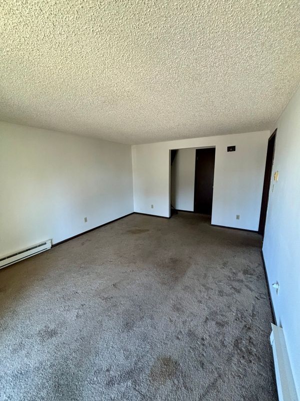 Building Photo - 25 Barton Ct