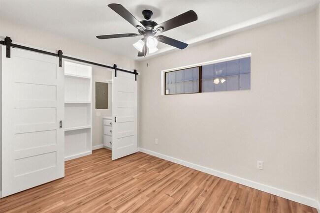 Building Photo - 41 Harbour Row Dr