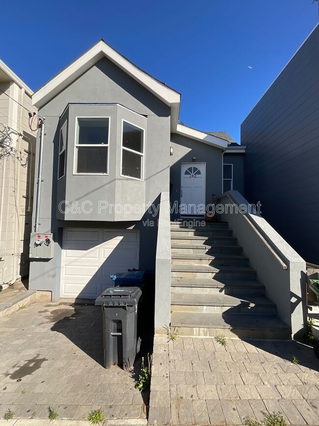 Primary Photo - 182 Los Olivos Ave