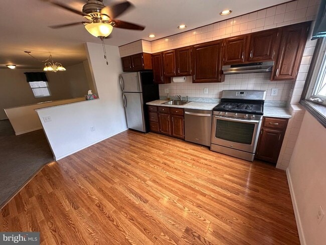 Building Photo - 12032 Millbrook Rd