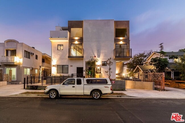 Building Photo - 5812 Virginia Ave