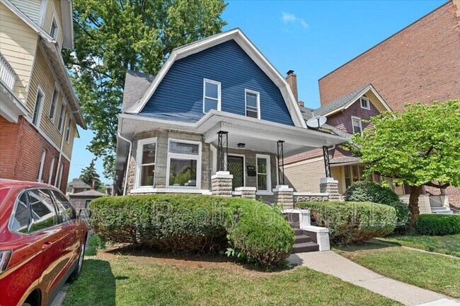 Building Photo - 1174 Seward Ave