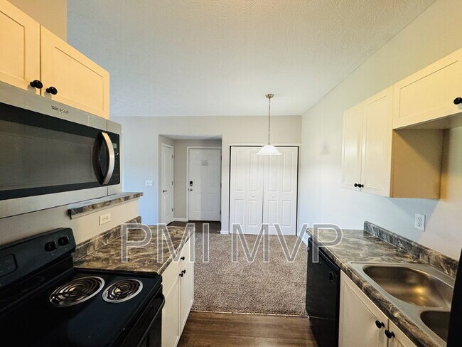 Building Photo - 904 Taylor Station Rd