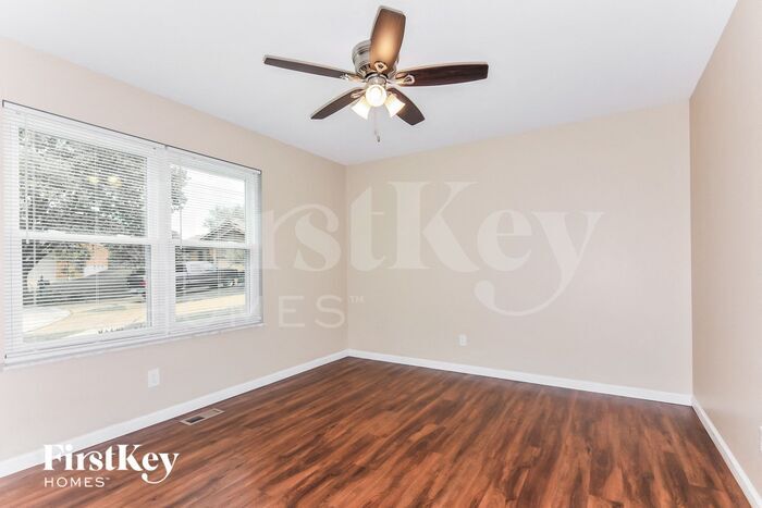 Building Photo - 4446 Skyridge Dr