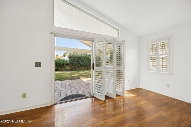 Building Photo - 4063 Mizner Ct