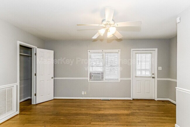 Building Photo - 208 E Geer St